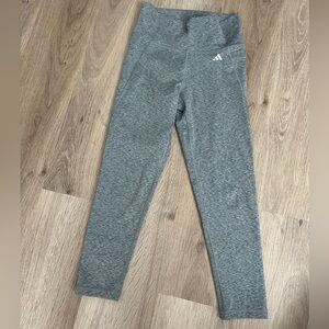 New adidas optime stash 7/8 pocket legging size medium grey